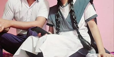 Kavita, a torrid Indian Desi COUGAR, satisfies her boyfriend with a steamy