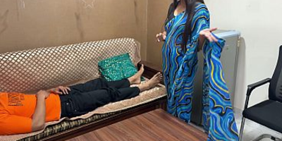 Desisaarabhabhi's step-daughter-in-law gets a raunchy shag with a yam-sized